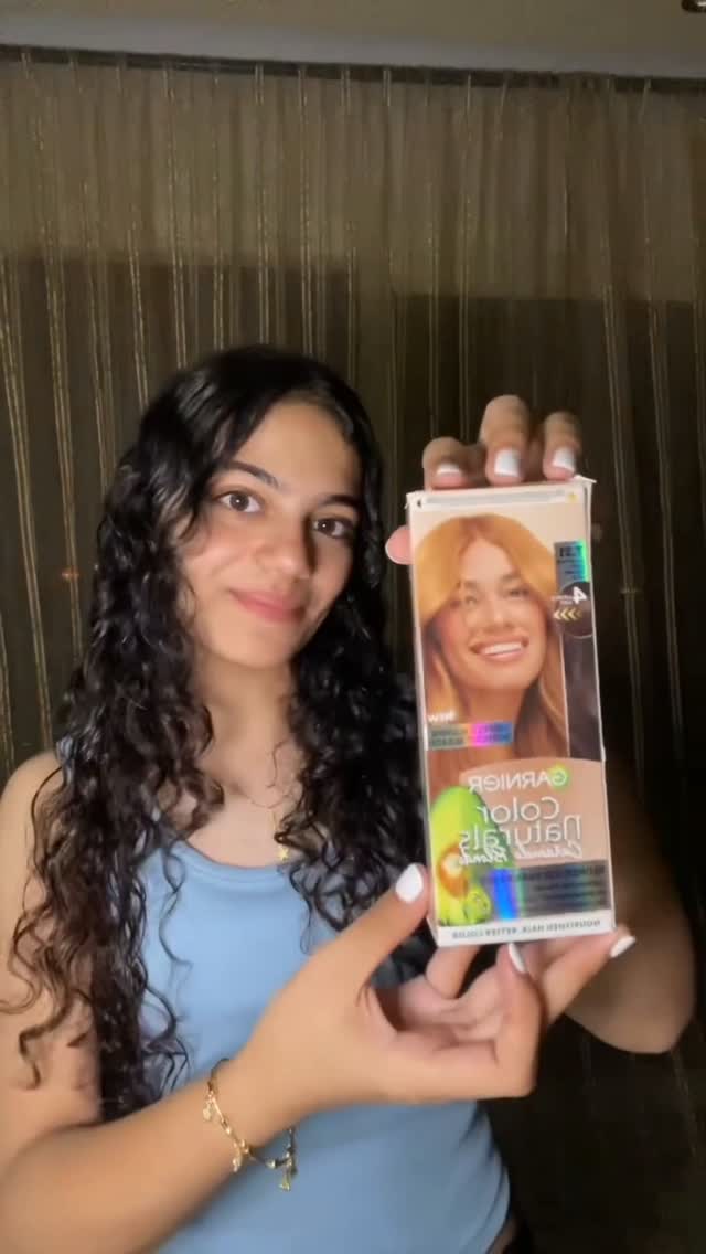 هنا