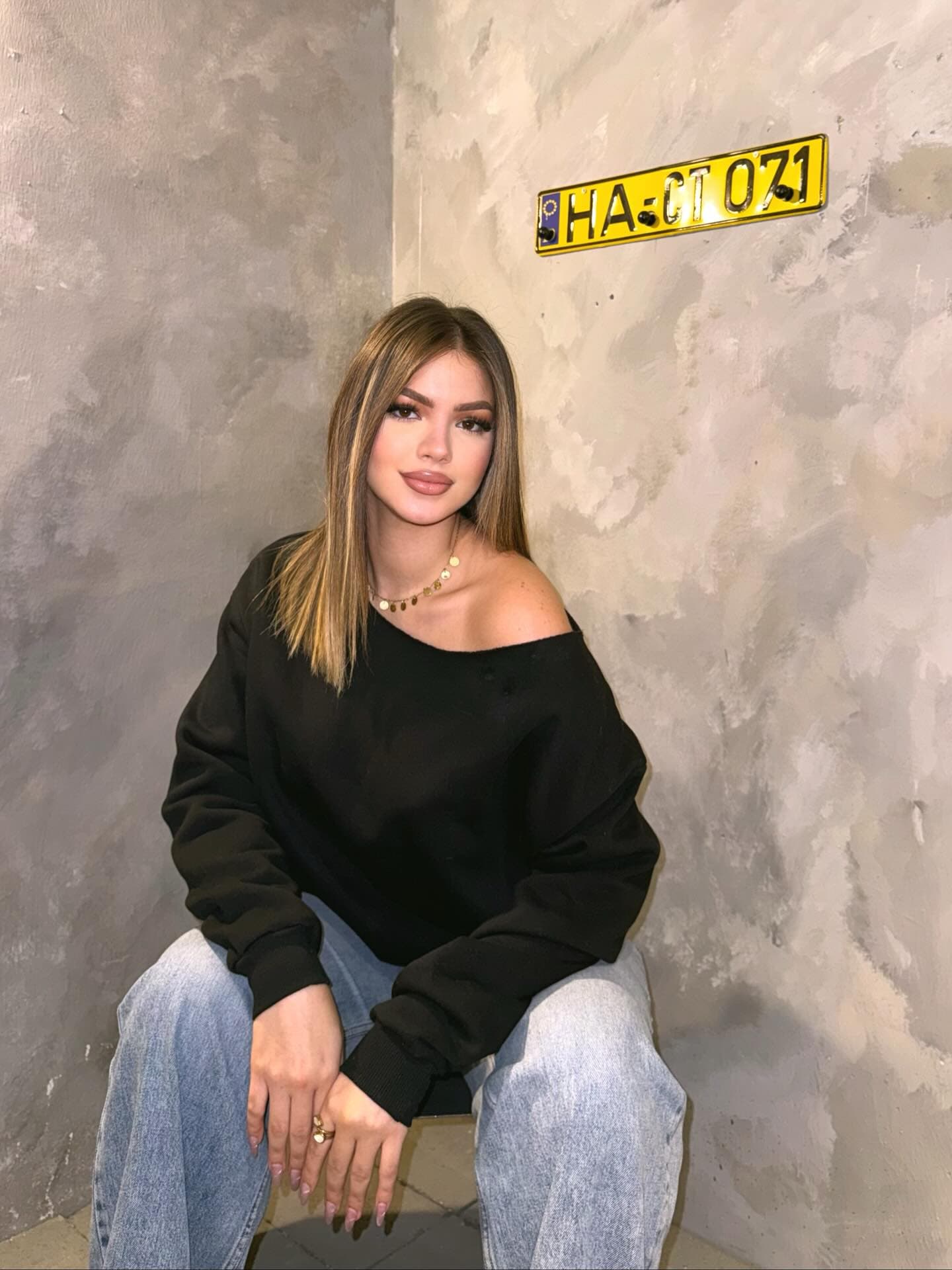 HLA NABILL